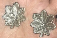 2 Vintage LT LIEUTENANT COLONEL INSIGNIA Oak Leaf Pins 1/10 SIL FILLED V21 Meyer picture