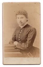ANTIQUE CDV C. 1880s NETTIE CHARLESWORTH IDENTIFIED YOUNG LADY MADISON WISCONSIN picture