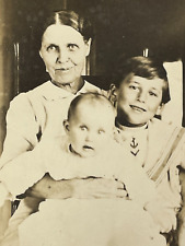 KG Photograph Old Woman Proud Grandmother Kids Baby 1910-20's picture