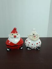 Vintage Artmark Mr. & Mrs. Santa Claus Salt & Pepper Shakers X1 picture