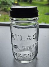 Vintage ATLAS STRONG SHOULDER MASON Clear Glass PINT w/ATLAS Zinc lid picture
