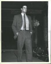 1988 Press Photo Drake Fashion Show Simionato Suit - RRV57051 picture