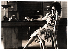 HOLLYWOOD BEAUTY ELIZABETH TAYLOR STYLISH POSE STUNNING PORTRAIT 1960s Photo C35 picture