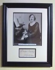 Marion Talley (1906 - 83) / Autograph / American Opera Singer / 10x13