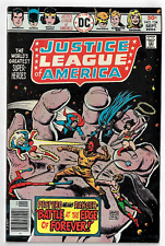 Justice League of America 134 VF+ nice 1976 vs DESPERO Chan cover Dillin a picture