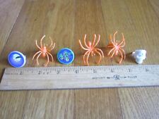 6 Vintage Halloween Rings KIDS Plastic Skull Spiders Ghoul Bat Happy small size picture