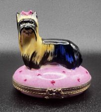 Limoges Eximious “Yorkshire Terrier Dog” French Porcelain Trinket Box Peint Main picture