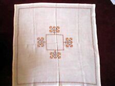 Vintage Embroidered Linen 34
