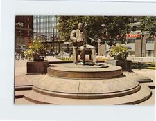 Postcard Tom L. Johnson Statue Public Square Cleveland Ohio USA picture