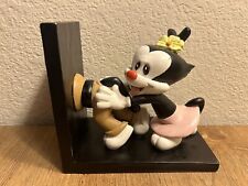 Vintage Animaniacs Book End  Warner Brothers 1995 picture