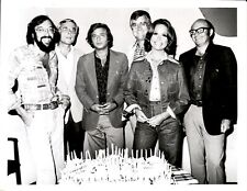 LD361 1977 Original Photo MARY TYLER MOORE Brooks Tinker Weinberger Celebration picture