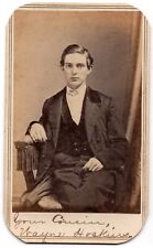 ANTIQUE CDV CIRCA 1860s DAVIS HANDSOME YOUNG MAN IN SUIT HARTFORD CONNETICUIT picture