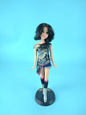 Mattel 2006 Snow White Edgy Princess Barbie Doll Black Hair Brown Eyes Outfit VG picture