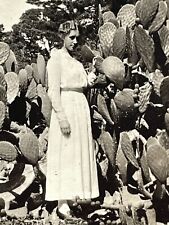 QF Photograph Beautiful Woman Pretty Lovely Lady Poses Cactus 1920-30's picture