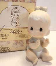 Precious Moments SITTING BABY Figure E-2852/D Retired Piano Baby 3 Inches Tall picture