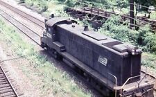 PC penn central DRS-44-1000 8301 whitford,pa. original railroad slide 1973 picture
