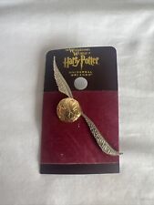 Universal Studios Wizarding World of Harry Potter Wings Golden Snitch Metal Pin picture