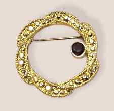 Vintage Gold Tone Circle Brooch Pin Hammered Texture Garnet Colored Red Stone picture