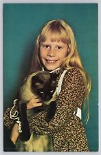 Postcard Amy Carter President Jimmy's Daughter & Siamese Cat picture