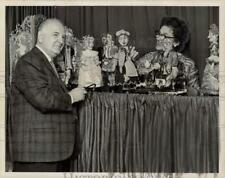 1961 Press Photo Mr. and Mrs. Jess Coffer, Marionette show producers. picture