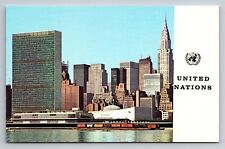 United Nations Headquarters River View New York Vintage Unposted Postcard picture