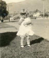 NB95 Original Vintage Photo LITTLE GIRL IN DRESS, SOUR BITE? c 1920's 30's picture