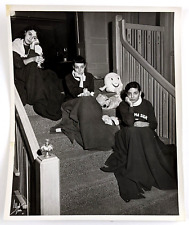 1950s Phi Sigma Sigma Sorority Girls Looking Sad Sick Illinois Illini VTG Photo picture