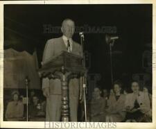 1946 Press Photo George Christy speaks at South Houston Tree of Light picture