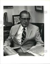 1979 Press Photo Richard Taylor at his desk - noc89453 picture