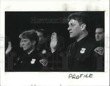 1990 Media Photo Police officer Michael Dupont sworn in by Mayor White picture