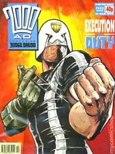 2000 AD UK #669 VF+ 8.5 1990 Stock Image picture