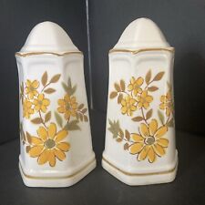 vintage mcm salt and pepper shakers. 4.5 Inches Tall. Japan picture