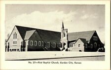 1940'S. FIRST BAPTIST CHURCH. GARDEN CITY, KS POSTCARD v10 picture