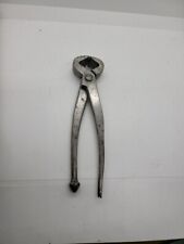 Vintage Clobbers Pliers Pincers Carpenters Nail Nipper Tool 9 Inch Used picture