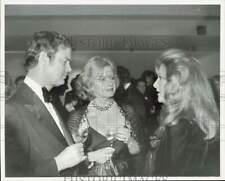1981 Press Photo Joseph L. Hudson Jr., Wife Jean, Kathy DuRoss at Detroit Party picture