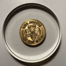 Official Vintage GIRL SCOUT  OATH Coin Token Lucite PAPERWEIGHT  w/ Original Box picture