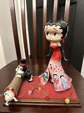 Betty Boop Red Carpet Betty Collector Figurine  Danbury Mint 2005 335 Of 5000 picture