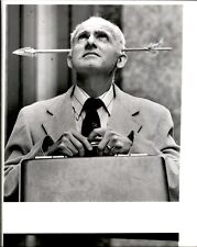 LD254 '89 Orig Arthur Pollock Photo CLASSIC APRIL FOOLS PRANK ARROW THROUGH HEAD picture