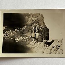 Antique Snapshot Photograph Young Man & Flapper Woman Petroglyph Fingers On Lens picture