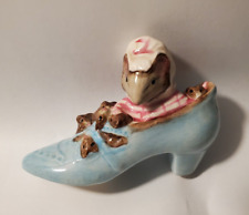 Beatrix Potter The Old Woman Who Lived In A Shoe Figurine Royal Albert 1989 picture