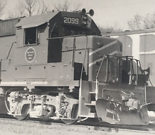 Missouri Pacific Railroad MP #2099 GP38-2 Electromotive Photo Osawatomie KS picture