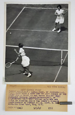 1949 Forest Hills NY Women's Tennis Championship Hart Dupont VTG Press Photo picture