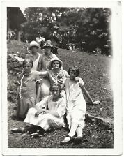 Vintage 1915 Photo of Edwardian Era Family Pretty Little Girls Cute Hat Fashion  picture