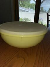 Vintage Tupperware Yellow Mixing Storage Bowl #274-1 w/ #224-7 Lid Great Used Co picture