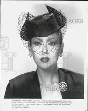 1979 Press Photo A model wears Jack Mc Connell's sleek pillbox shape hat picture