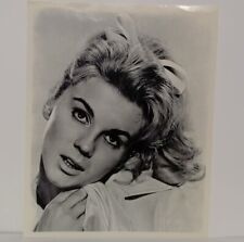 8x10 B&W Photo of the Young Amorous Ann-Margret Olsson picture