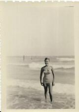Vintage FOUND PHOTOGRAPH bw A DAY AT THE BEACH Original Snapshot JD 110 7 D picture