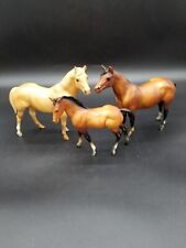 Breyer #3045	Quarter Horse Family , Foal With B STAMP picture