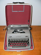 Vintage 1951 Royal Quiet De Luxe Portable Manual Typewriter w/Case & Brush picture
