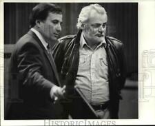 1989 Press Photo Defense attorney Michael Peterson and defendant Arthur Feckner picture